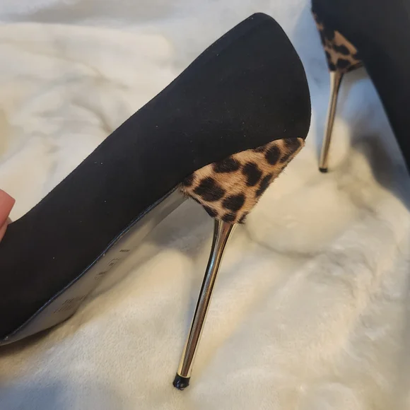 Stuart Weitzman Black Suede Heels with Calf Hair Leopard Detail - Picture 11 of 16